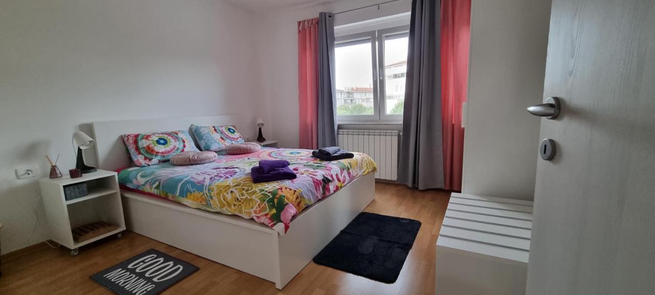 Apartment Lucky 7 Изола Екстериор снимка